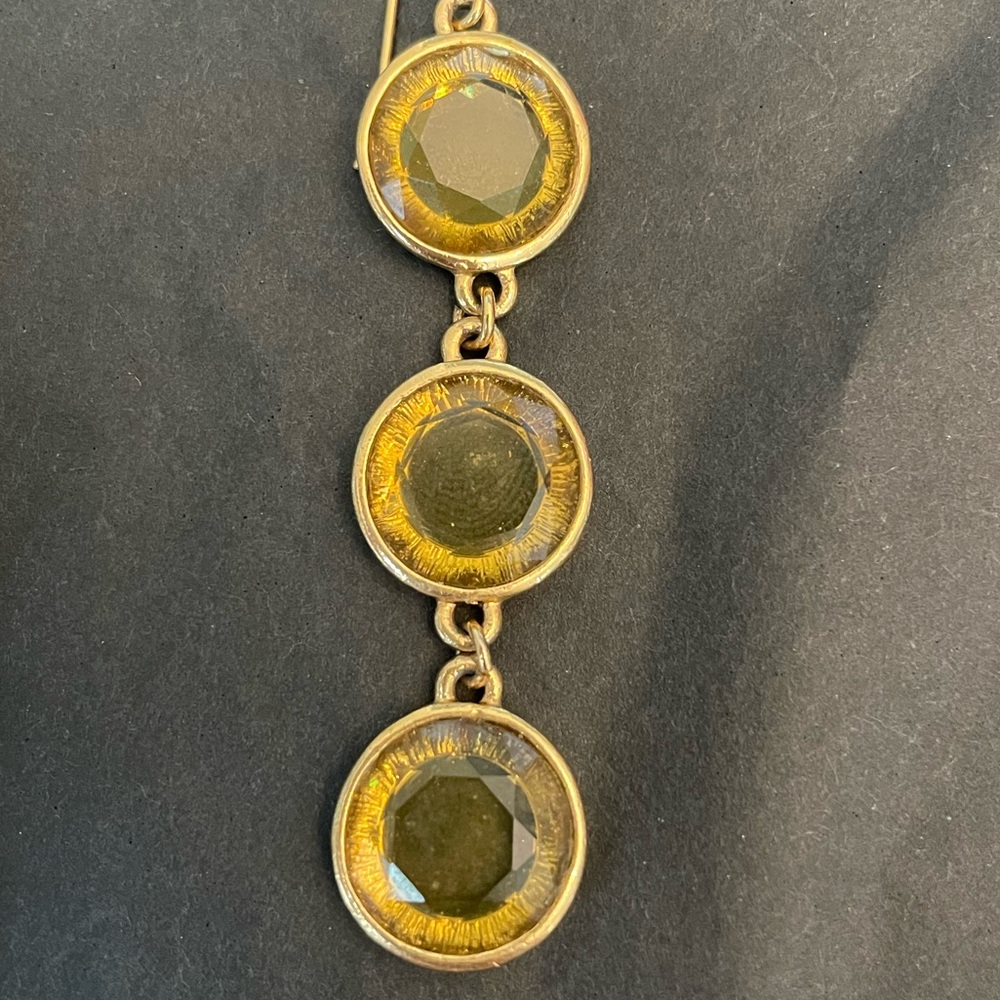 NWOT Peridot drop earrings, yellow stones - Picture 2 of 3